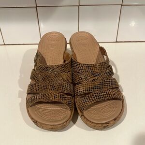 Crocs Cork Wedge Sandals Brown Blake Snake Print Strappy Wedges Size 6 worn once
